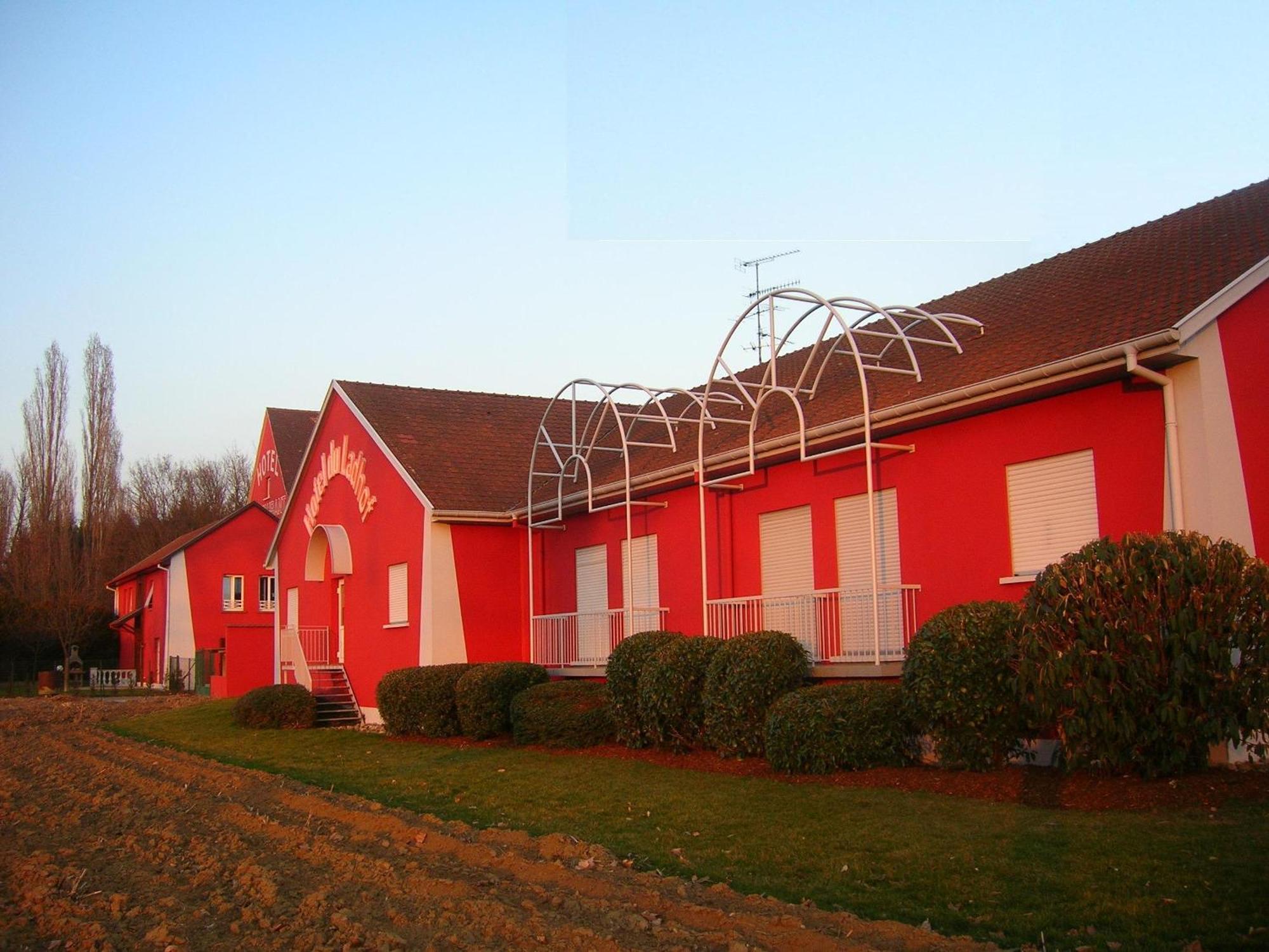 Contact Hotel Du Ladhof — Photos 1